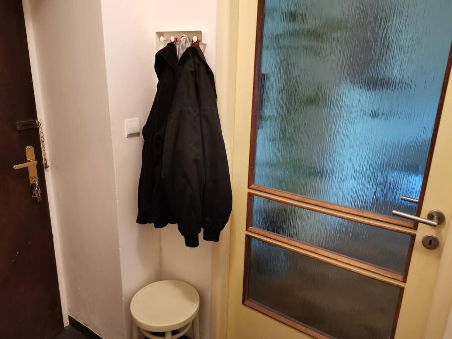 Cozy Studio In The City Centre Near Train Station Братислава Экстерьер фото